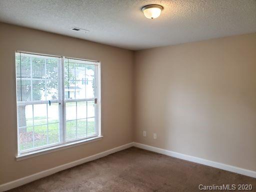 Property image 4 at 1210 Jordans Pond Lane, Charlotte, NC 28214