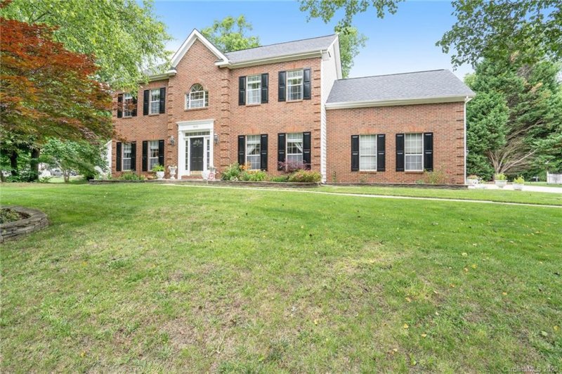 3600 Mallard Cove Court