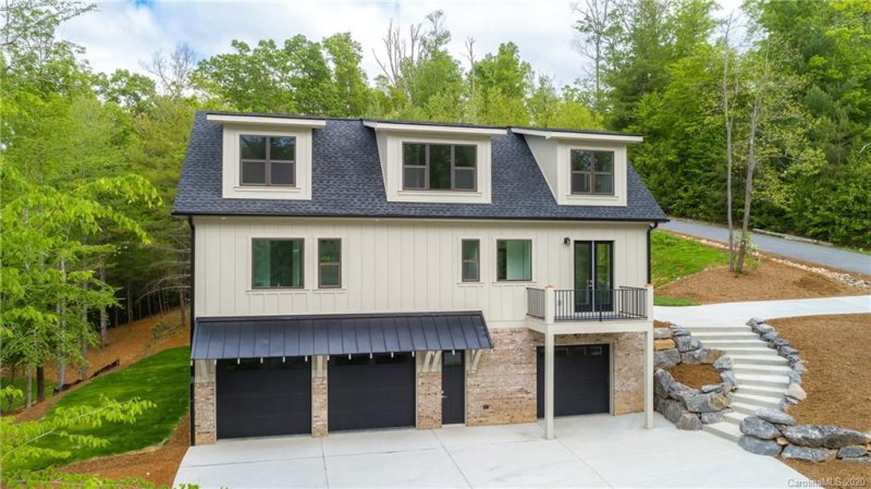 Property image 4 at 66 Sovereign Lane, Fairview, NC 28730