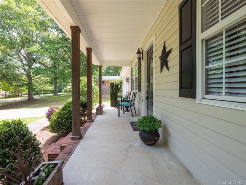 Property image 3 at 105 Johnson Lane, Cherryville, NC 28021