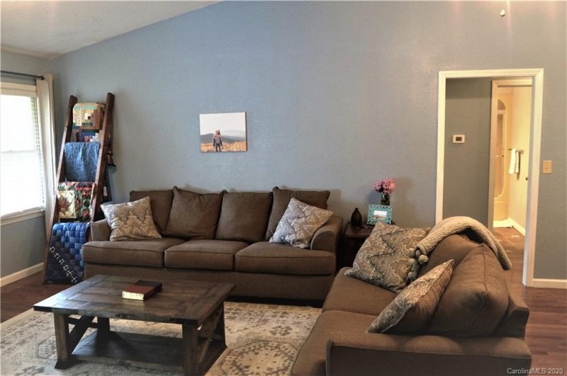 Property image 3 at 276 Timberlane Drive, Etowah, NC 28729