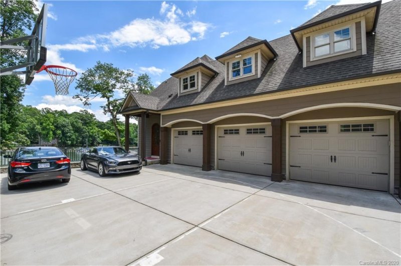 Property image 3 at 202 Gannett Road, Mooresville, NC 28117