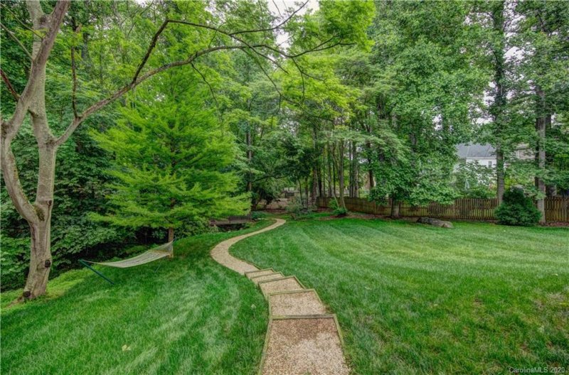 Property image 3 at 6808 Haws Run Court, Charlotte, NC 28277