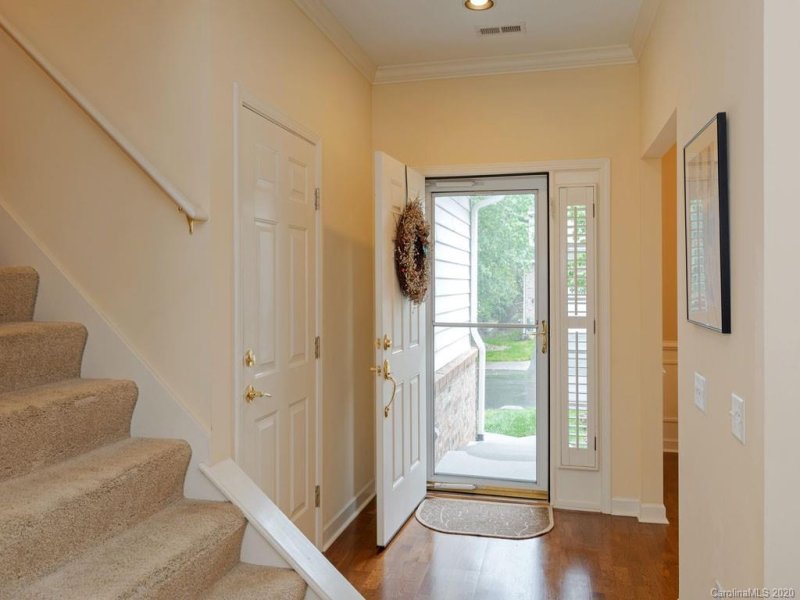 Property image 3 at 119 Victoria Park Drive, Hendersonville, NC 28792