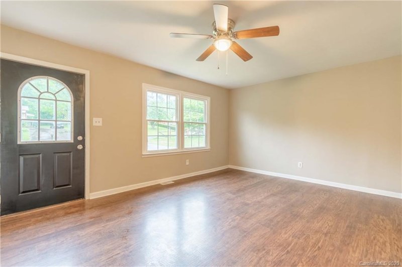 Property image 4 at 654 Dundeen Drive, Gastonia, NC 28052