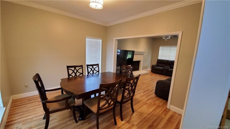 Property image 3 at 10413 Ranleigh Lane, Charlotte, NC 28273