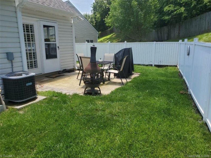 Property image 4 at 310 Valley Brook Lane, Concord, NC 28025