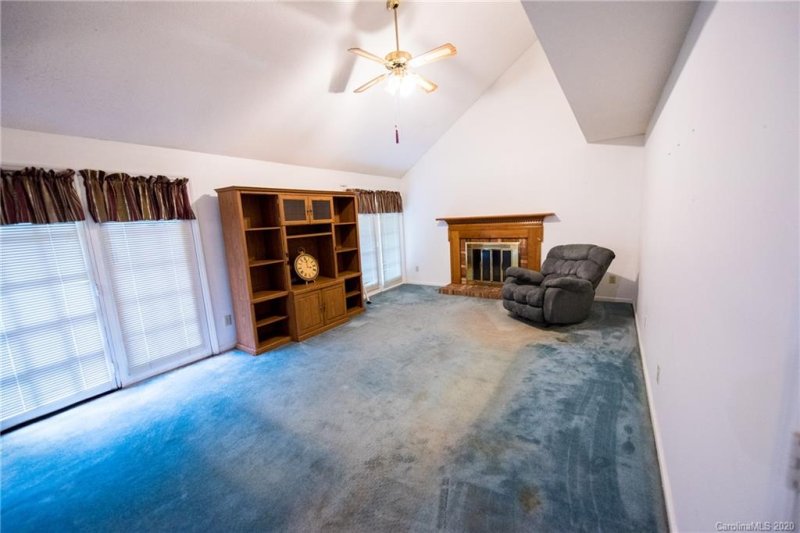 Property image 4 at 6130 Bayswater Lane, Charlotte, NC 28212