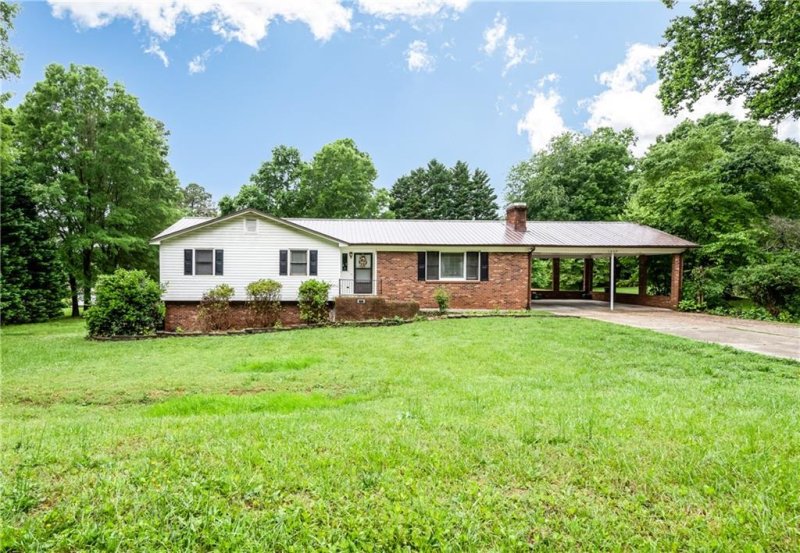 1669 Nottingham Drive