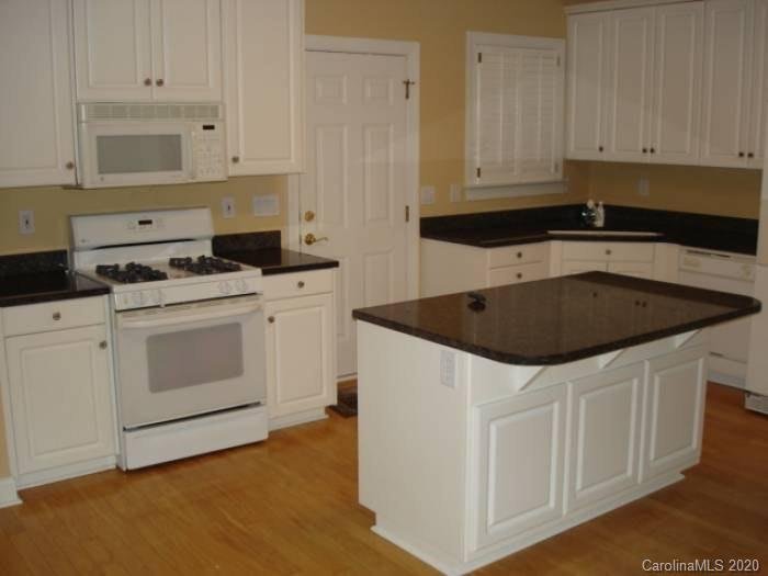 Property image 3 at 11212 Villa Trace Place, Charlotte, NC 28277