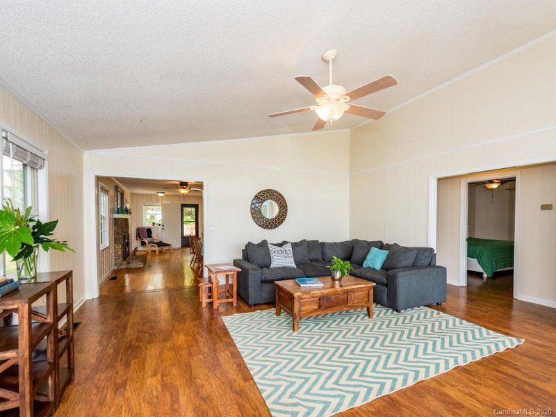 Property image 5 at 103 Sycamore Drive, Flat Rock, NC 28731