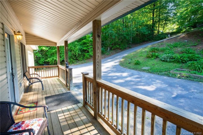 Property image 3 at 75 Wildwood Way, Lake Toxaway, NC 28747