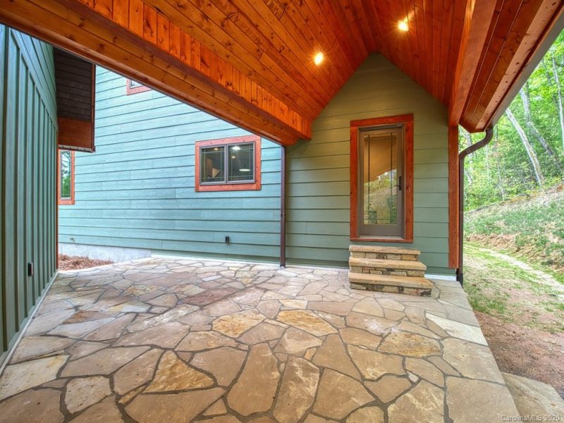 Property image 5 at 58 Flagstone Ridge, Waynesville, NC 28786