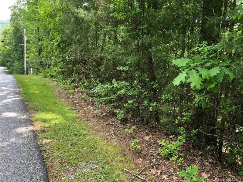 Property image 2 at 90 Sunset Court, Sapphire, NC 28774