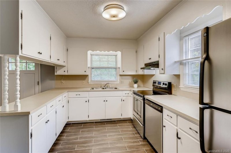 Property image 2 at 1411 Forest Park Drive, Statesville, NC 28677