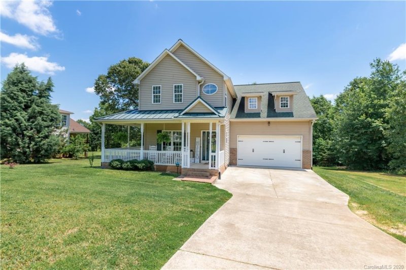 Property image 2 at 2105 Pinnacle View Drive, Kings Mountain, NC 28086