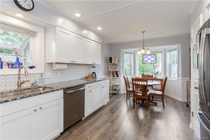 Property image 3 at 223 Hampton Court, Hendersonville, NC 28791