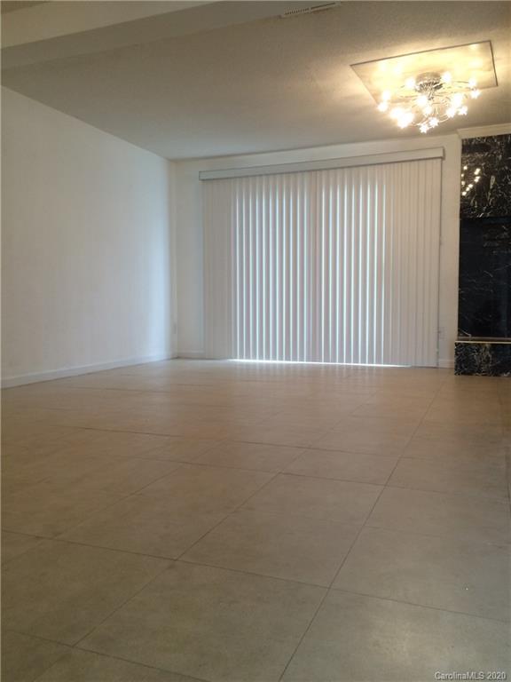 Property image 4 at 9620 Vinca Circle, Charlotte, NC 28213