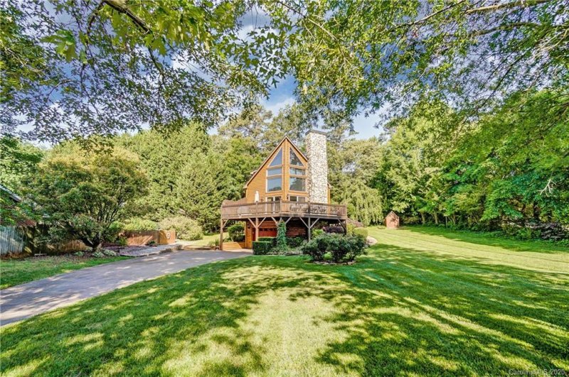 Property image 3 at 4957 Moonlite Bay Drive, Sherrills Ford, NC 28673