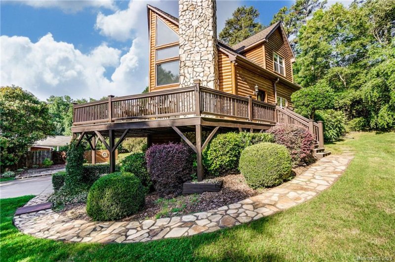 Property image 4 at 4957 Moonlite Bay Drive, Sherrills Ford, NC 28673