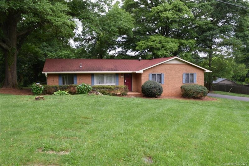 Property image 2 at 113 Forest Drive, Belmont, NC 28012