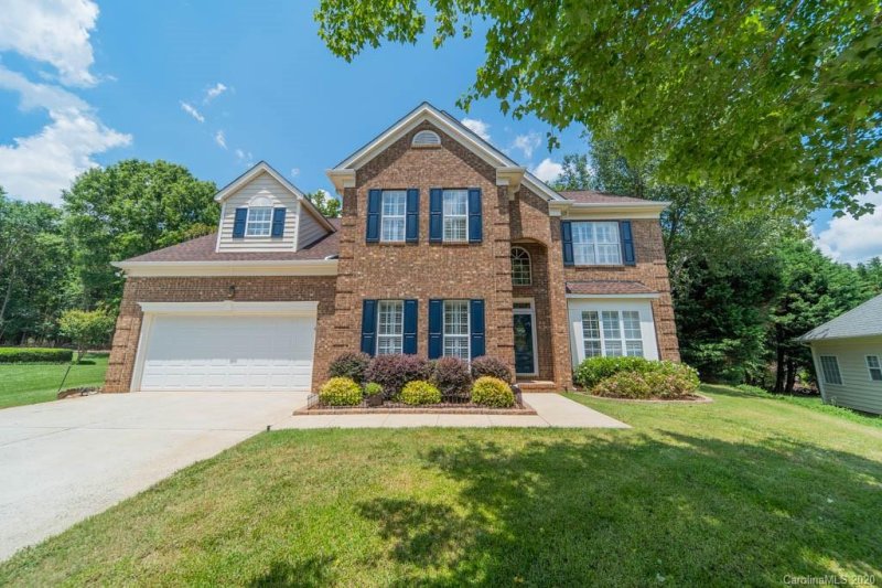 Property image 2 at 9205 Olivia Lane, Charlotte, NC 28277