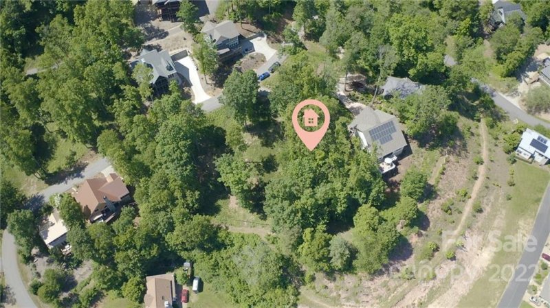 Property image 4 at 25 Acadia Drive, Asheville, NC 28806