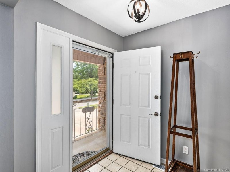 Property image 3 at 12 Park Avenue, Asheville, NC 28803