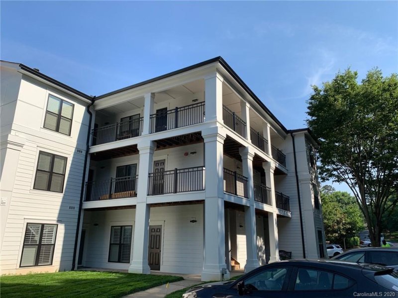 Property image 2 at 17810 Half Moon Lane, Cornelius, NC 28031