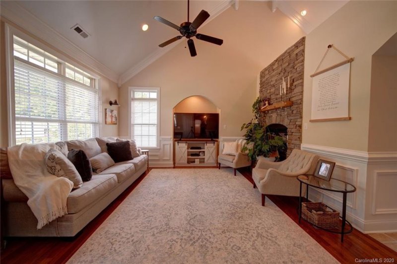 Property image 3 at 2022 Samantha Drive, Kannapolis, NC 28083