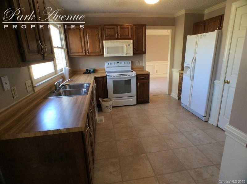 Property image 4 at 3900 Brownes Ferry Road, Charlotte, NC 28269