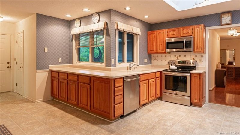 Property image 3 at 201 Turkey Pine Court, Mills River, NC 28759