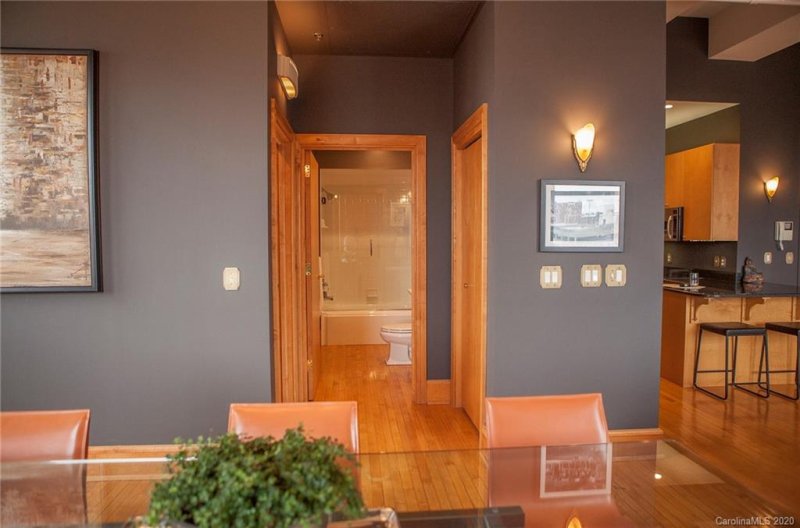 Property image 3 at 59c College Street, Asheville, NC 28801