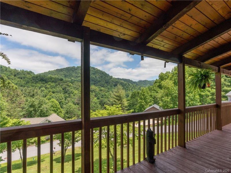 Property image 2 at 32 Destination Drive, Waynesville, NC 28786