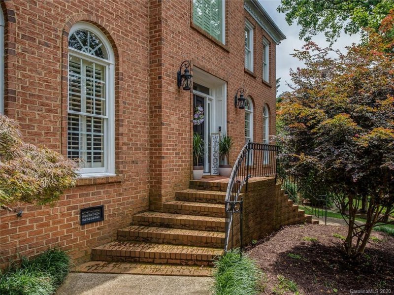 Property image 2 at 4605 Coburn Court, Charlotte, NC 28277