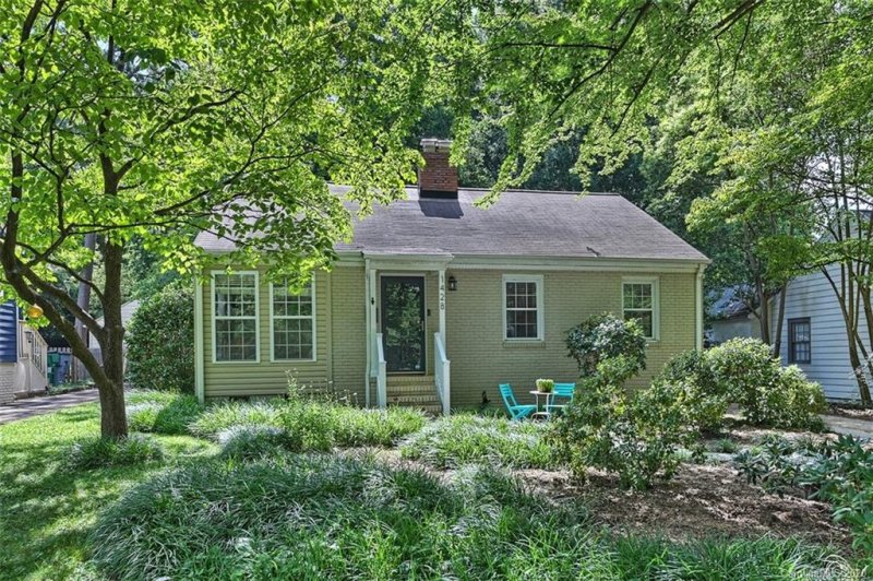 Property image 2 at 1428 Lyon Court, Charlotte, NC 28205