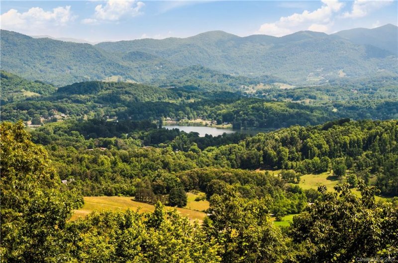 Property image 3 at 103 Montrose Lane, Waynesville, NC 28785