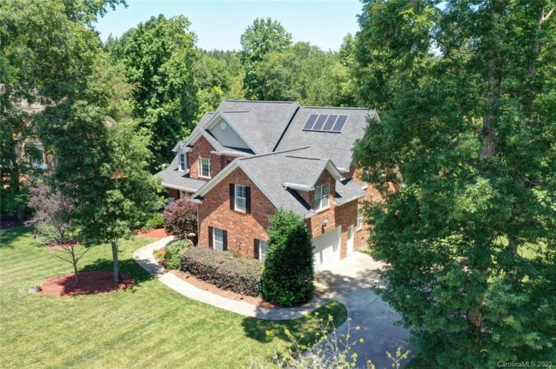 Property image 2 at 2059 Slippery Rock Cove, Clover, SC 29710