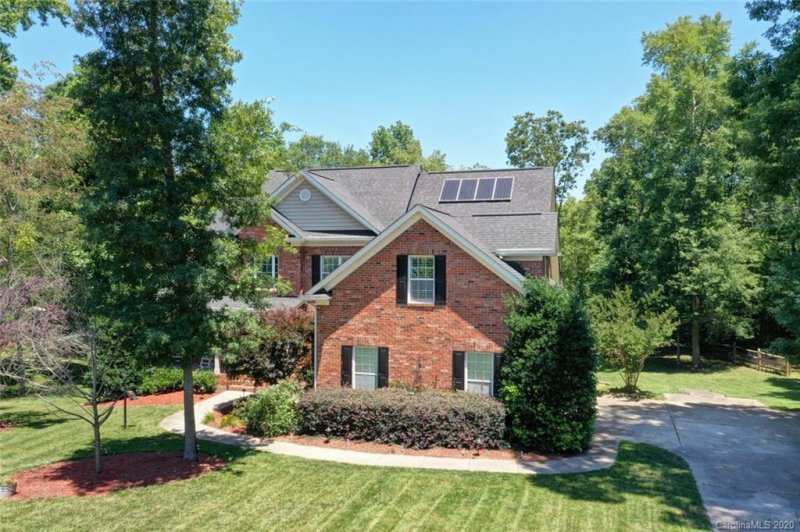 Property image 3 at 2059 Slippery Rock Cove, Clover, SC 29710