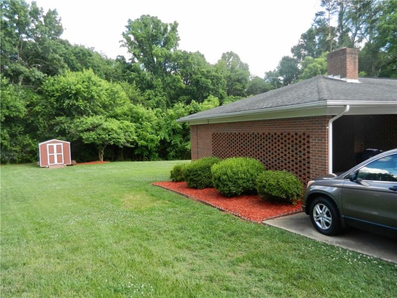 Property image 5 at 1744 Hamilton Street, Hickory, NC 28602