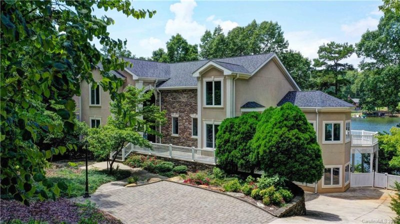 Property image 2 at 228 Rima Landing, Denton, NC 27239