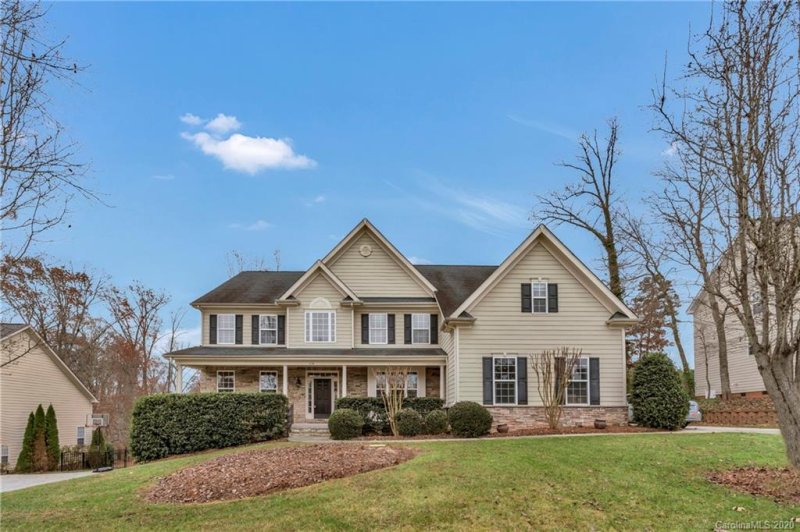 Property image 2 at 114 Isle Run Drive, Mooresville, NC 28117