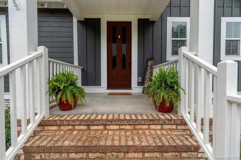 Property image 2 at 4249 Island Fox Lane, Denver, NC 28037