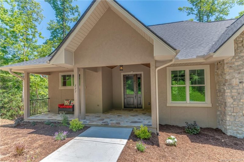Property image 2 at 277 Mistletoe Trail, Hendersonville, NC 28791