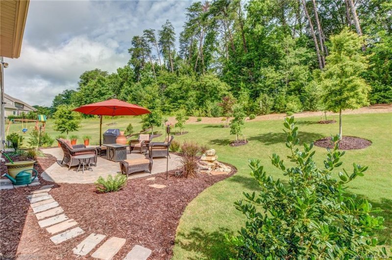 Property image 5 at 1065 Currituck Way, York, SC 29745