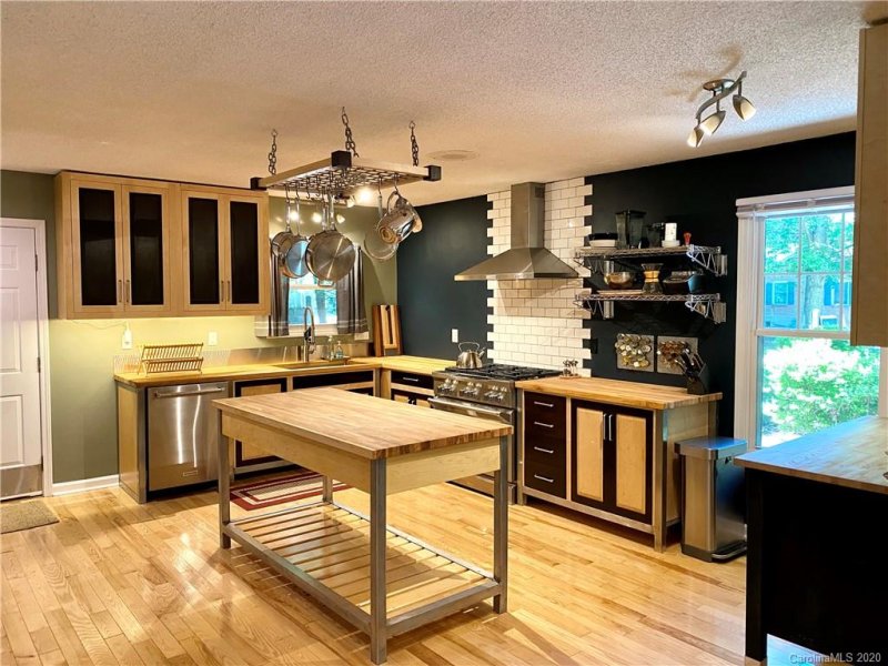 Property image 4 at 4 Silver Lace Circle, Arden, NC 28704