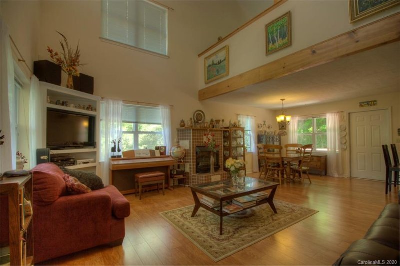 Property image 4 at 222 Silverleaf Circle, Maggie Valley, NC 28751