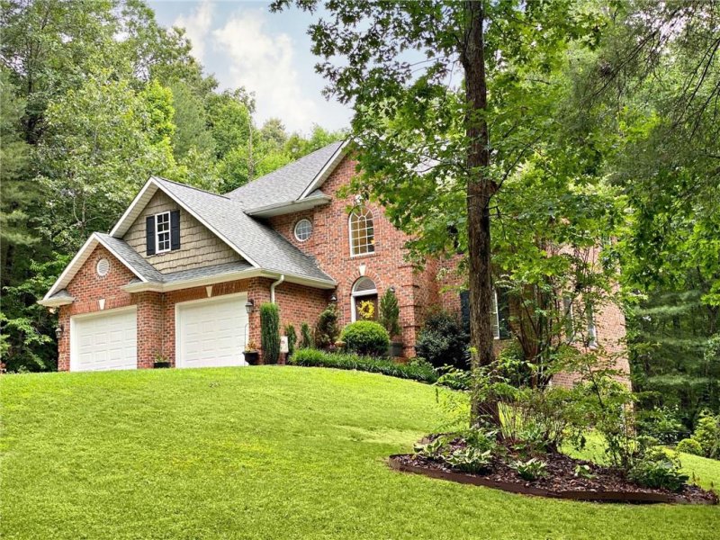 3622 Hollow Oak Lane