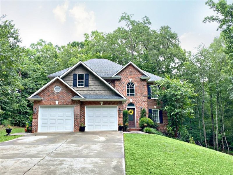 Property image 2 at 3622 Hollow Oak Lane, Lenoir, NC 28645