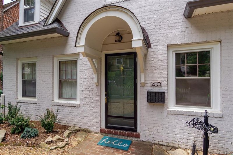 Property image 2 at 40 Woodvale Avenue, Asheville, NC 28804
